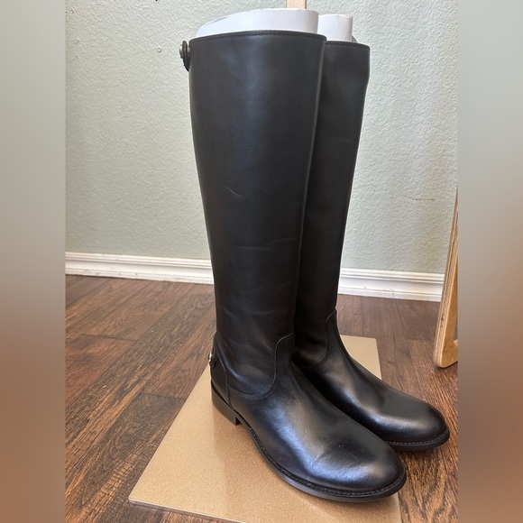 FRYE | Women's Melissa Button Back Zip - Picture 3 of 8